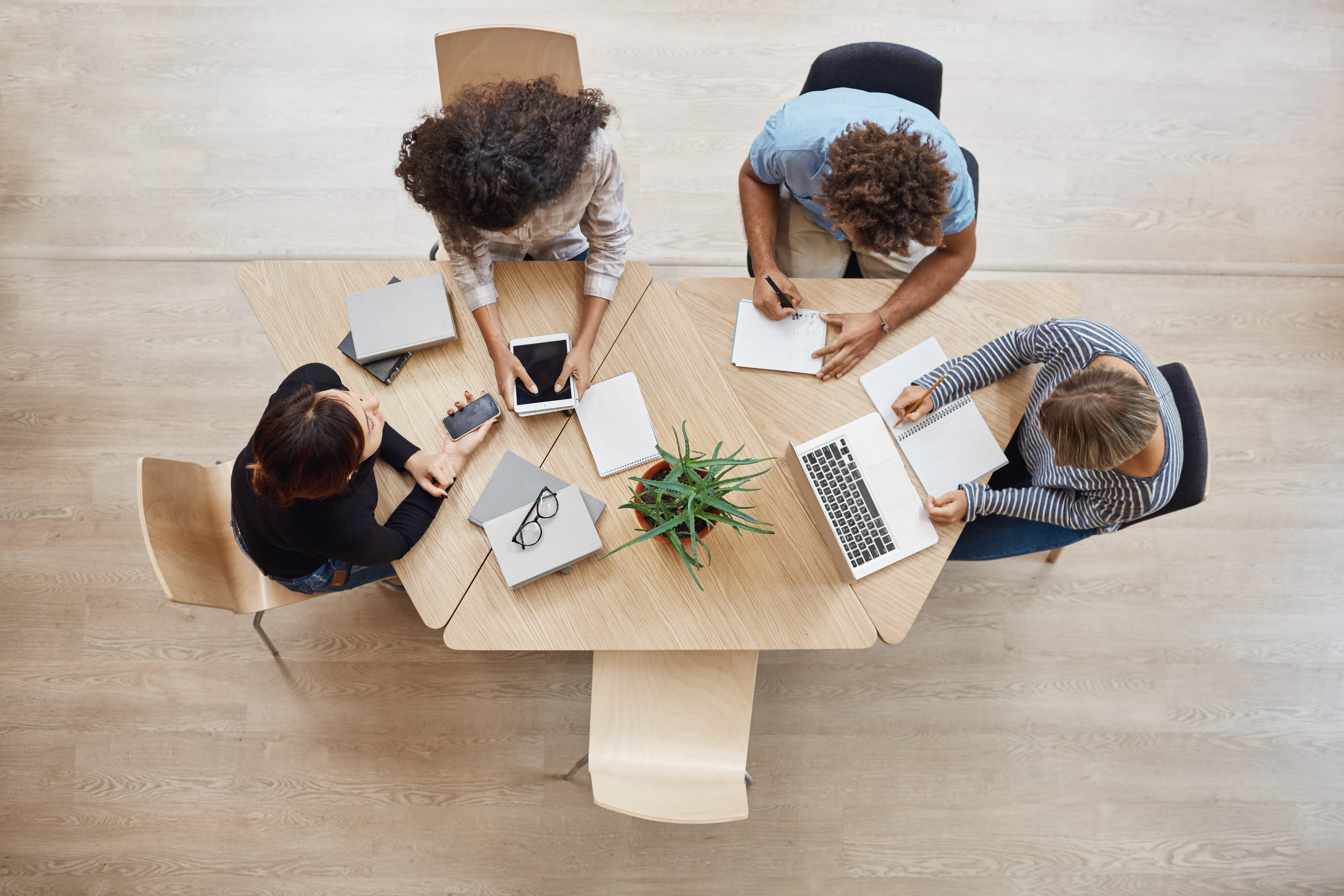 No tengo tiempo para la IA: la excusa que frena a tu empresa (y cómo romperla)